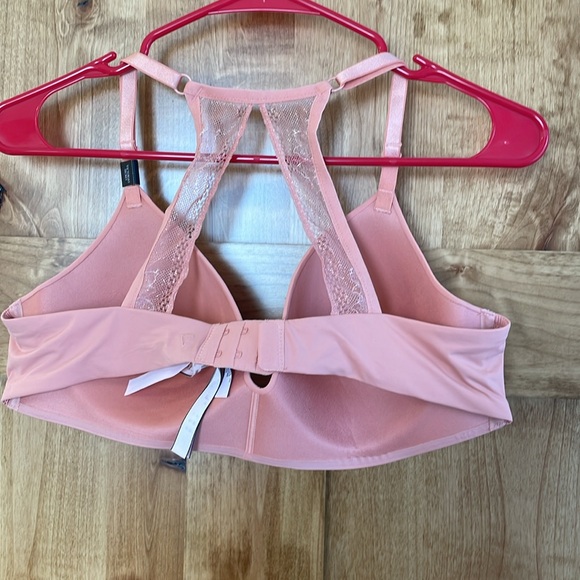 Pink Bra 38C - Picture 2 of 3